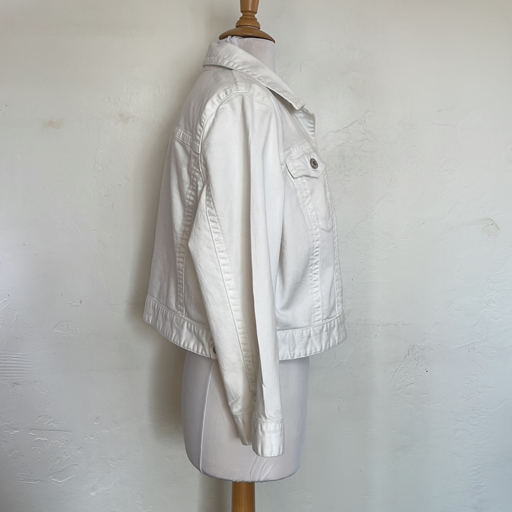 Chico's Cropped White Denim Stretchy 3/4 Sleeve Metal Button Jacket Size 3 - Picture 4 of 8